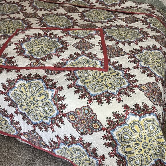 Pottery Barn Adina Quilt Coverlet & Standard Sham (1) Full/Queen Size 91x93 - Picture 1 of 5
